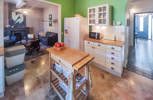 Saint-Chinian House | 4 bedroom pet friendly home in Saint-Chinian
