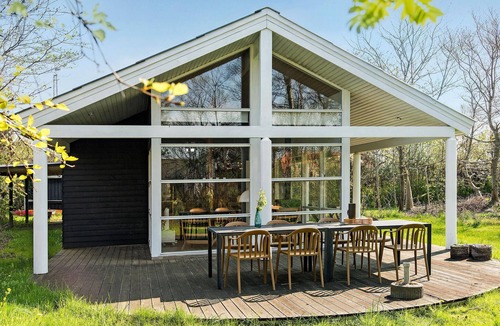 Strandby House | 4 bedroom pet friendly home in Strandby