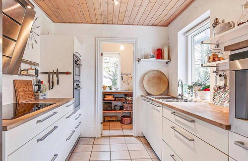 Brande House | 4 bedroom pet friendly home in Brande