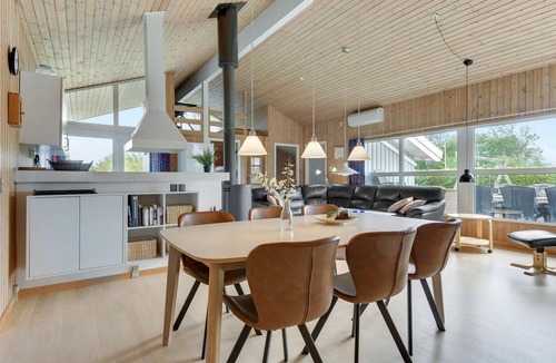 Skovmose House | 4 bedroom pet friendly home in Sydals