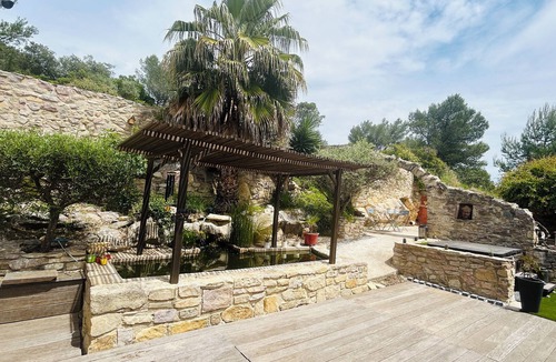 Caveirac House | 4 Bedroom Private vacation home in Caveirac