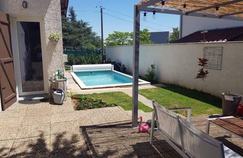 Corbas House | 4 Bedroom Private vacation home in Corbas