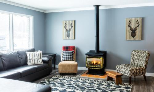 The Blue Mountains Ski Chalet | 4 Bedroom Rustic Chalet
