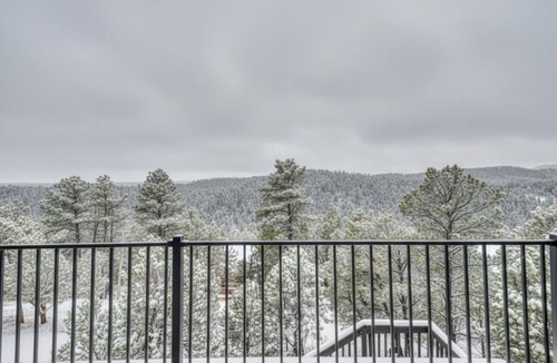 Alto Cabin | 4 Bedroom Ski A-Frame w/Hot Tub & Pine Views