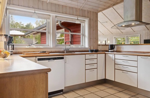 Marielyst House | 4 bedroom stunning home in Væggerløse