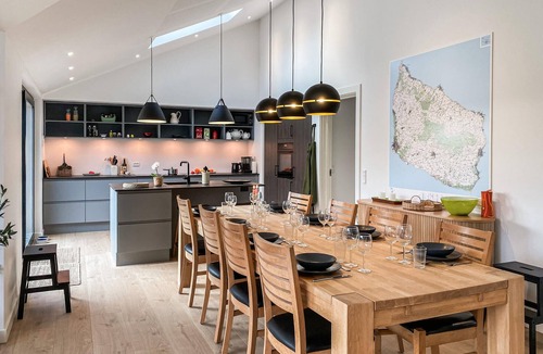 Sømarken House | 4 bedroom stunning home in Aakirkeby