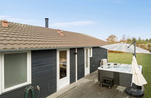 Haslevgarde House | 4 bedroom stunning home in Hadsund