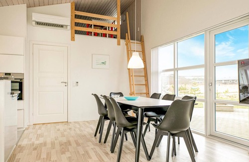 Nørre Lyngby House | 4 bedroom stunning home in Løkken