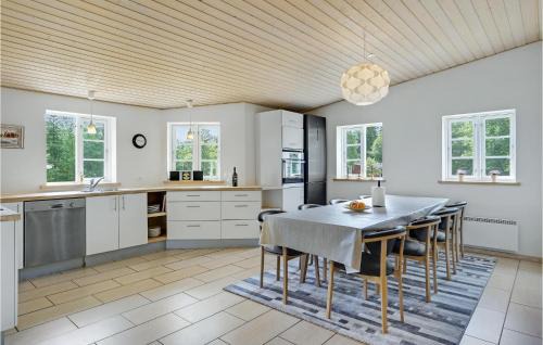Glesborg House | 4 Bedroom Stunning Home In Glesborg