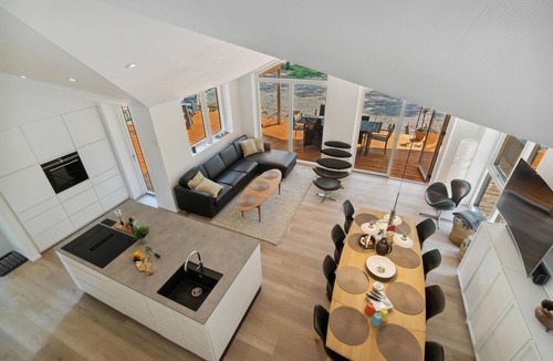 Spidsegard House | 4 bedroom stunning home in Nexø