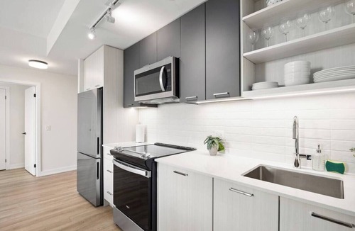 Harwood Hotel | 4-bedroom Suite in marvelous Toronto with AC