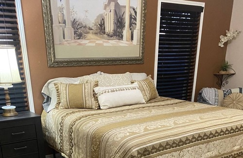 Garden Ridge House | 4 bedroom Texas Hill Country Haven. Great peaceful location. Attractions close!