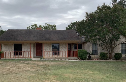 Garden Ridge House | 4 bedroom Texas Hill Country Haven. Great peaceful location. Attractions close!