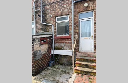 Wombwell House | 4 Bedroom Town House