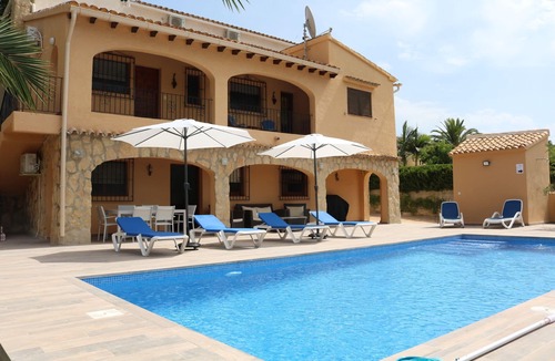 Moraira Ski Chalet | 4 bedroom villa at 300 m from Moraira with pool, garage, AA, internet, .