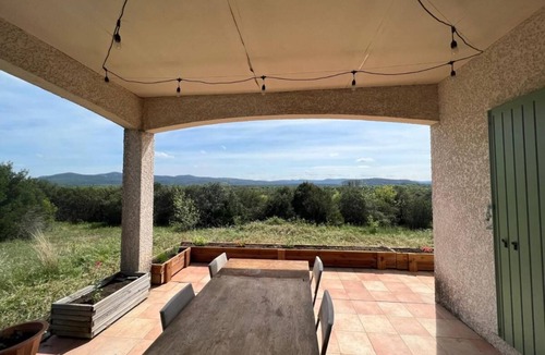 Conqueyrac Villa | 4 Bedroom Villa in Conqueyrac