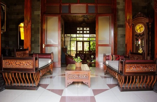 Central Yogyakarta Villa | 4-bedroom villa in terrific Jogja with AC