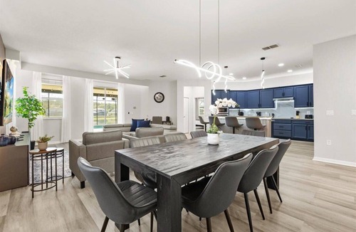 Crystal Cove House | 4 Bedrooms/2 Bathrooms/Crystal Cove (4706RR)