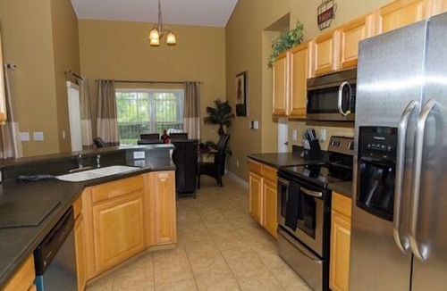 West Haven House | 4 BEDROOMS - 3 BATHROOMS - PRIVATE POOL & SPA