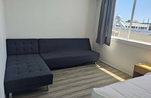 Auckland Apartment | 4 Bedrooms Apartment