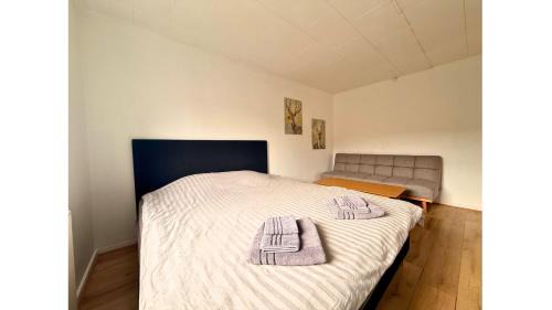 Rodbyhavn Villa | 4 Bedrooms Cozy & Spacious Villa - Lalandia & Puttagrden & Femern