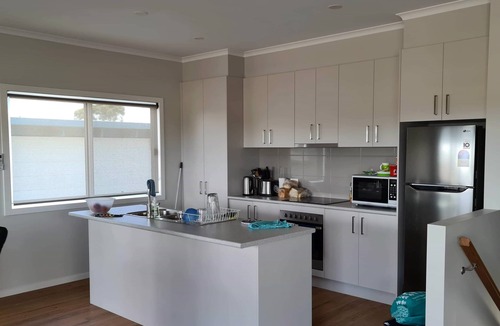 Coronet Bay House | 4 bedrooms, large deck, park views