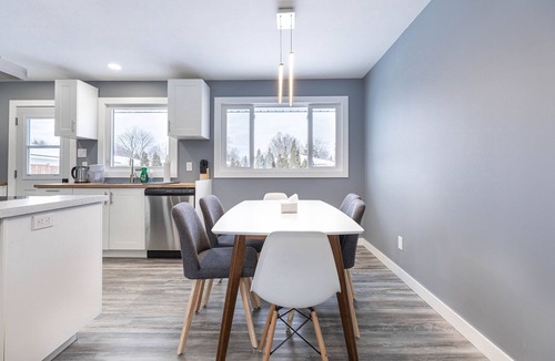 White Oaks House | 4 Bedrooms Modern Oasis in London