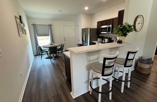 Searcy House | 4 Beds and a Bison Just Minutes from Harding University in welcoming Searcy.