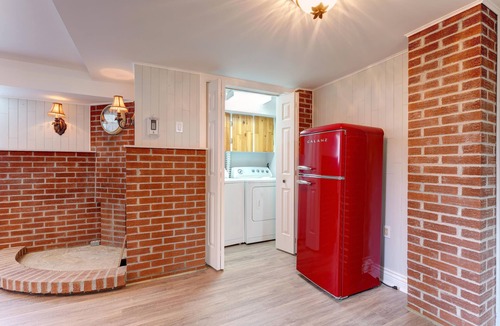 Laval-des-Rapides House | 4 Beds Entire House Free Wifi Two Parking
