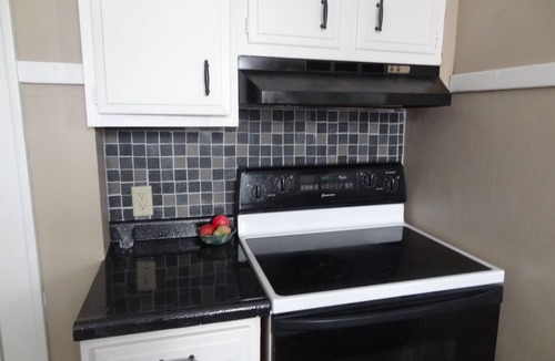 Kutzky Park House | 4 blks St Marys Main fl beds/bath CoveredByFaith