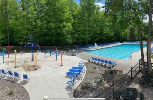 Gouldsboro House | 4 BR Big Bass Lake house in Heart of Poconos. HotTub/Beach/Lakes/Pools/nGameRoom