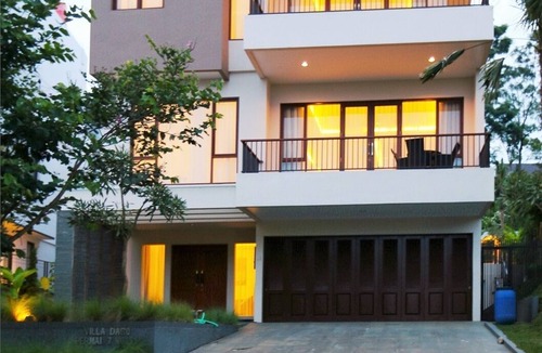 Bandung Villa | 4 BR City View Villa with a private pool 2