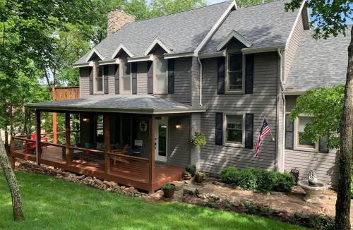 Camdenton House | 4 BR Home on the 17th Green at Old Kinderhook