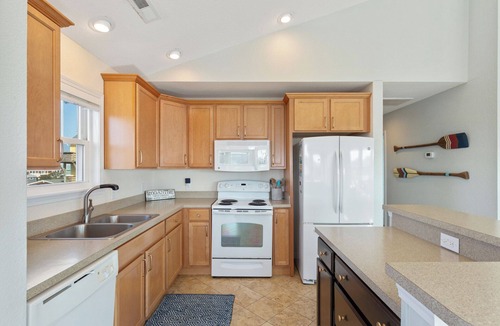 Rodanthe House | 4 br Ocean view, beach, pool!