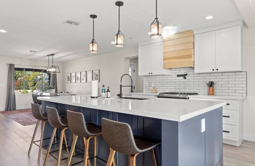 Cavalier Vista House | 4 BR Old Town Home | Pool Heating | Chefs Kitchen