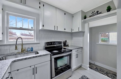 Stanley - Aley House | 4-BR Quiet Retreat, Mins from Downtown Wichita