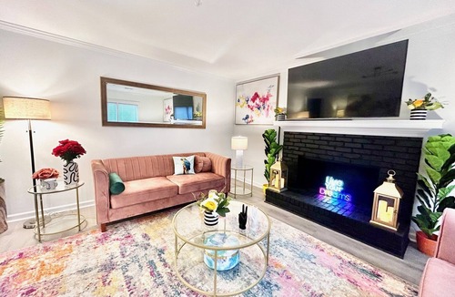 Huntcliff House | 4 BR Southern Dream Home