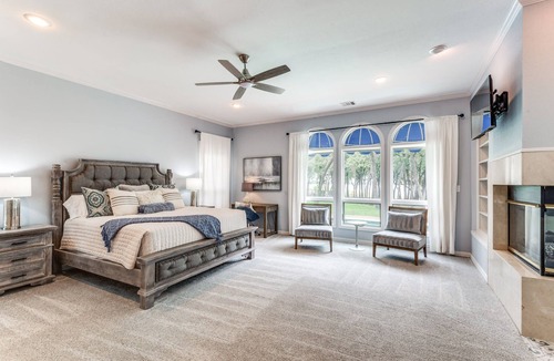 Lakewood Village House | 4-BR Waterfront | Pool, Kayak, Paddleboard & More