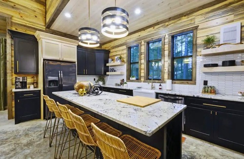 Broken Bow Cabin | 4 Cabins | Creek | Games | 20 Bedrooms | Sleeps 66