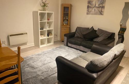 Stansted Apartment | 4 Castle Walk