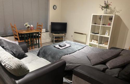 Stansted Apartment | 4 Castle Walk