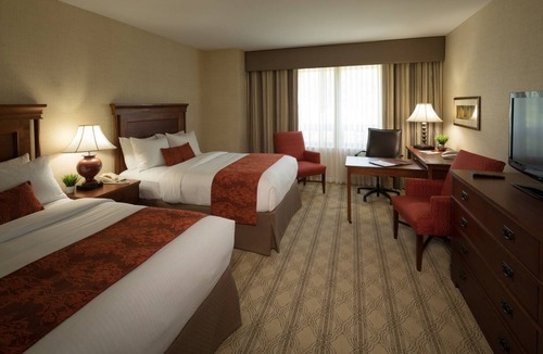 Blacksburg Hotel | 4 Convenient Units w/Easy Access @ Virginia Tech Campus | Free Parking