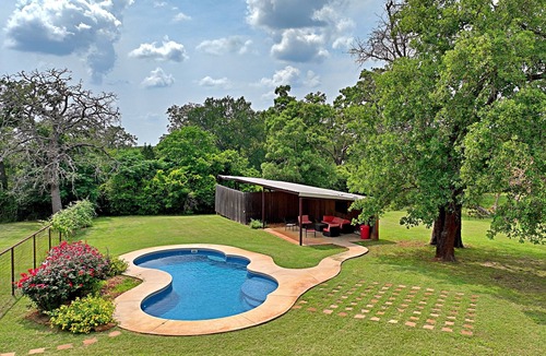Waelder House | 4 D Guest Ranch Barndominium on 260 acres with 300 animals & 2 stocked ponds