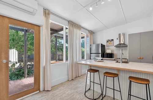 Goolwa House | 4 Dawson St Goolwa | Cottage