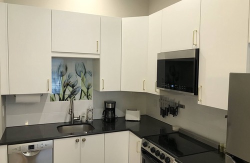 Rochester Apartment | #4 Elegant studio w/garage, city nearby