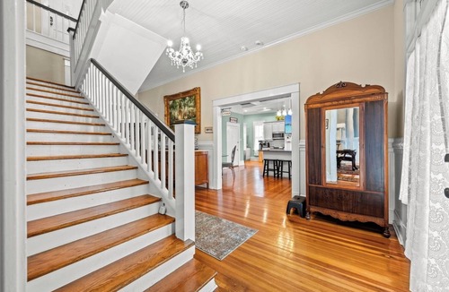 Anderson House | 4 En Suites, Private Yard, Huge Workspace