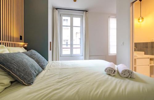 Ternes Apartment | 4 Guest - Hausmanian Flat Arc de Triomph