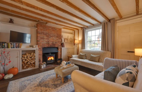 Ticehurst House | 4 Hazelwood Cottages