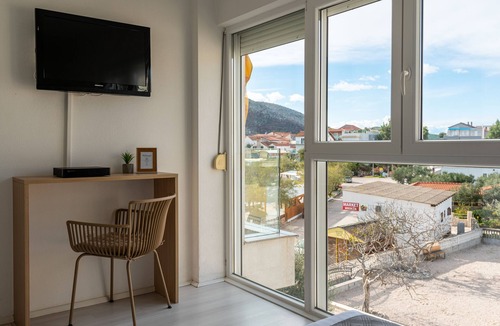 Grebastica Apartment | 4* Holidays Roko, Modern Apartments, Swimming Pool, on-site Restaurant, Sea View