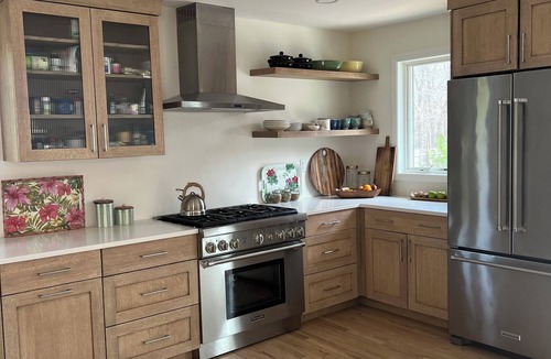 Lion Head Beach House | 4 House from Bay Beach